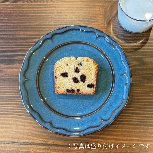 西洋わさび薫る ブルーベリーのホワイトチョコケーキ