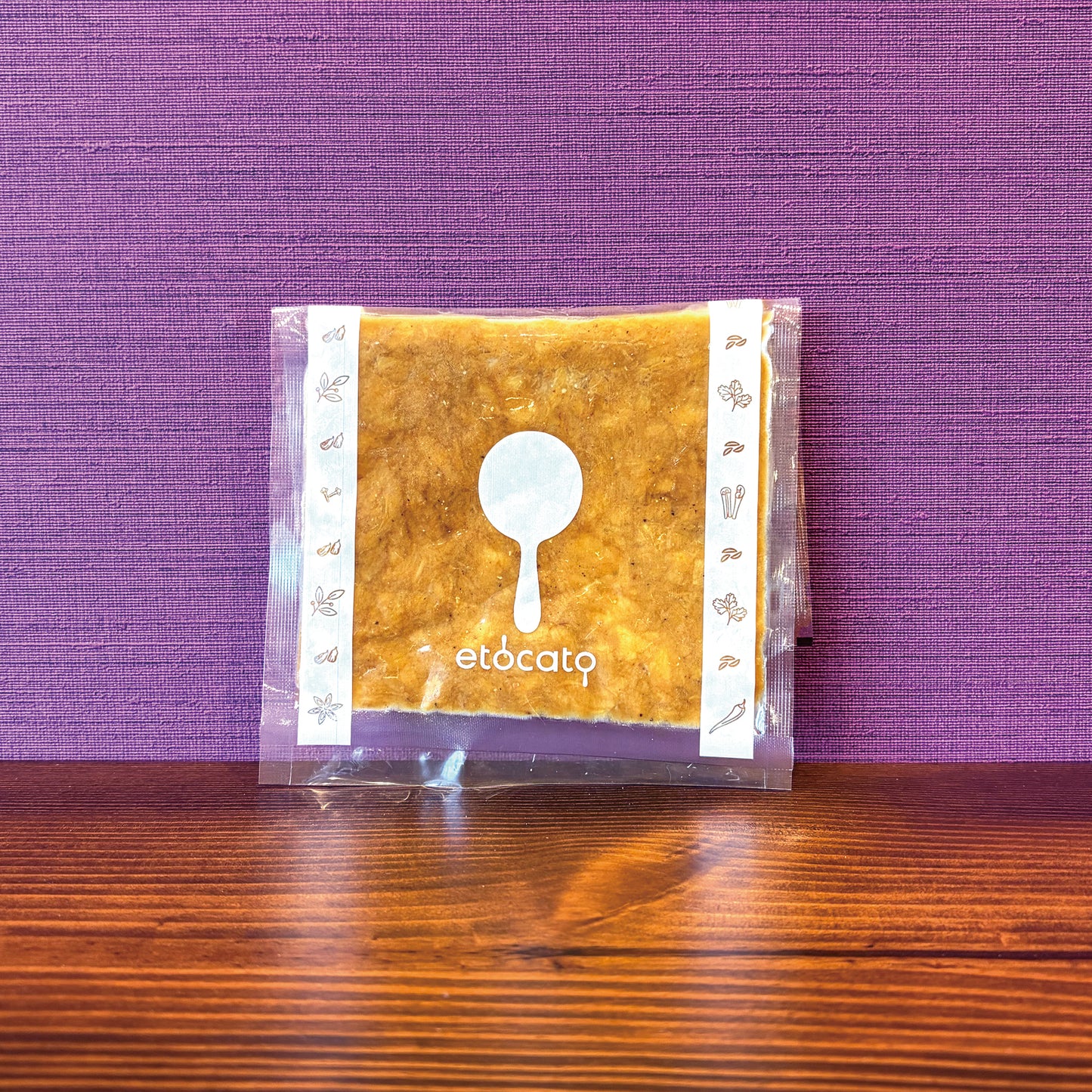 飴色玉ねぎとアンチョビのパスタソース